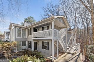 1207 Vicksburg Place, Sandy Springs, GA 30350