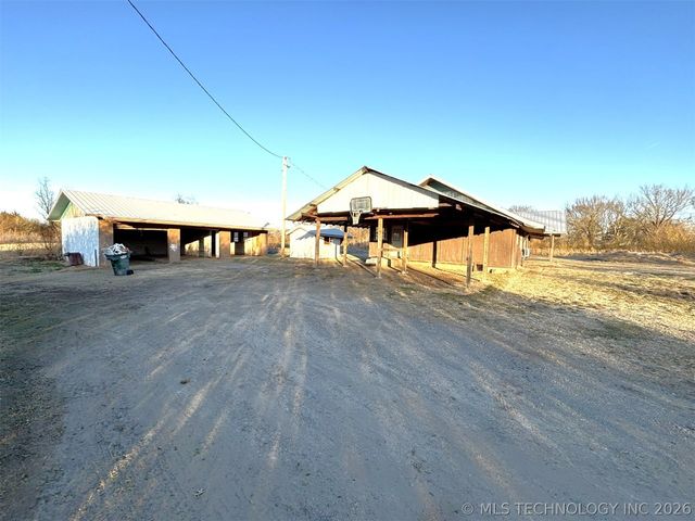 203 W Hanover, Hoyt, OK 74472