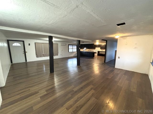 203 W Hanover, Hoyt, OK 74472
