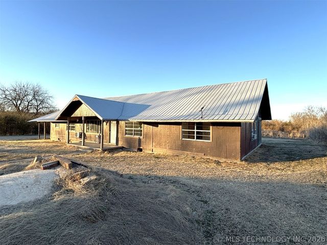 203 W Hanover, Hoyt, OK 74472