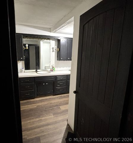 203 W Hanover, Hoyt, OK 74472