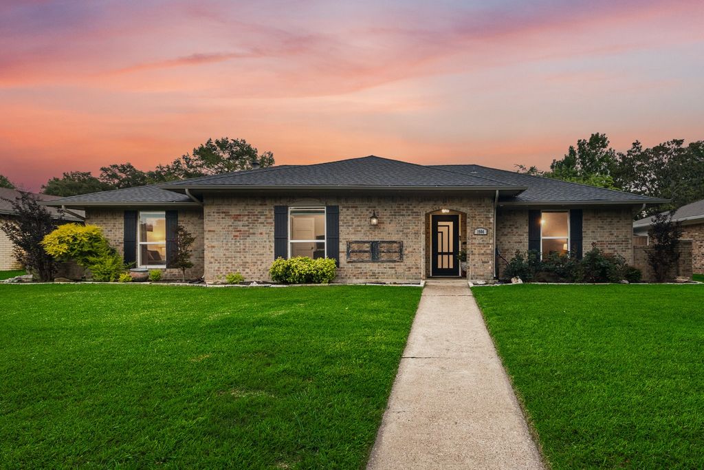 1904 Ports O Call Drive, Plano, TX 75075