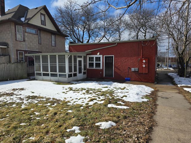 258 Maria Avenue, Saint Paul, MN 55106