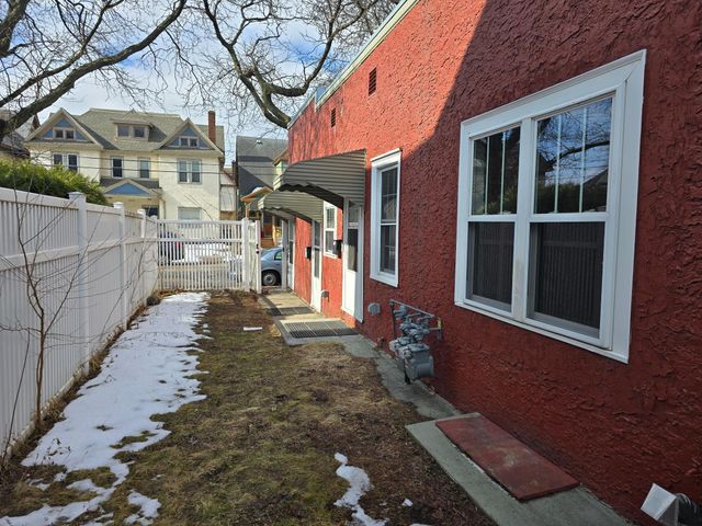 258 Maria Avenue, Saint Paul, MN 55106