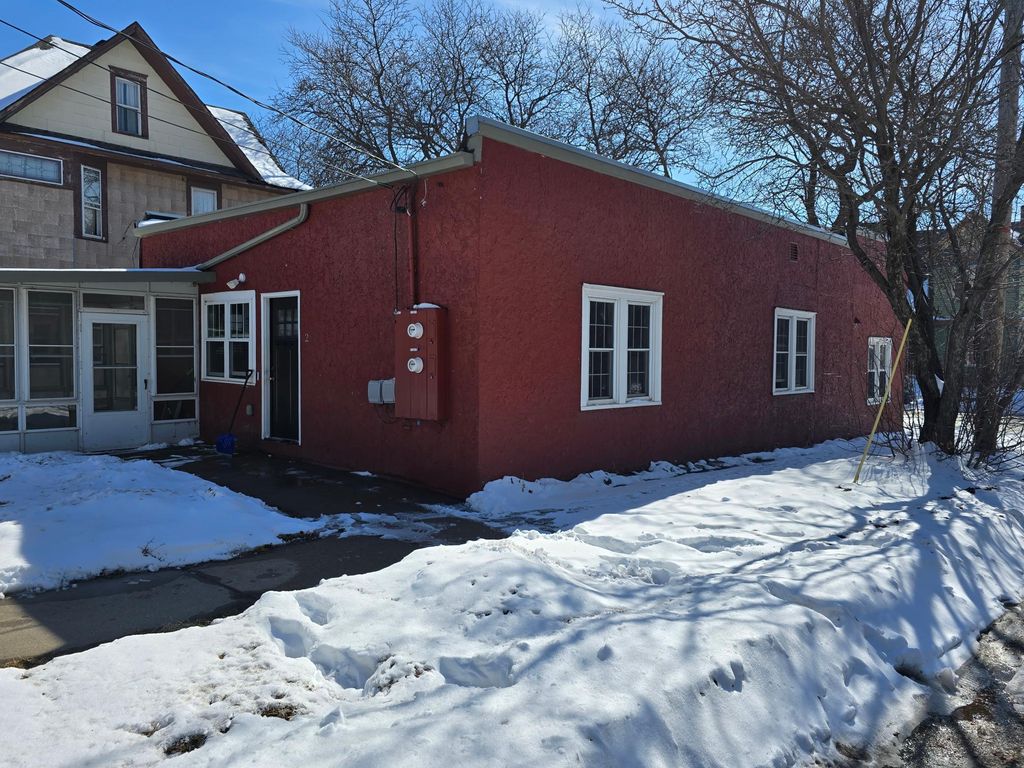 258 Maria Avenue, Saint Paul, MN 55106