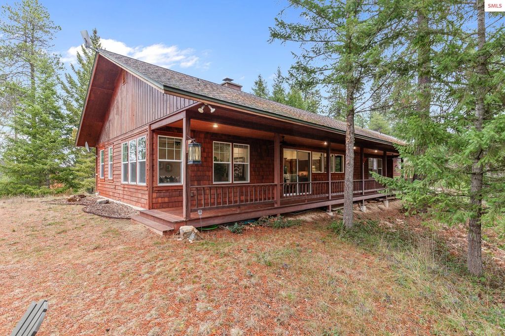 672 Hopkins Road, Sandpoint, ID 83864 photo 3