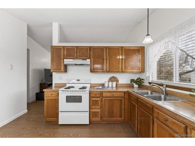 18231 E Crestline Cir, Centennial, CO 80015