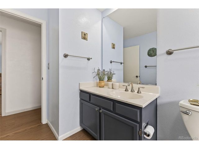 18231 E Crestline Cir, Centennial, CO 80015