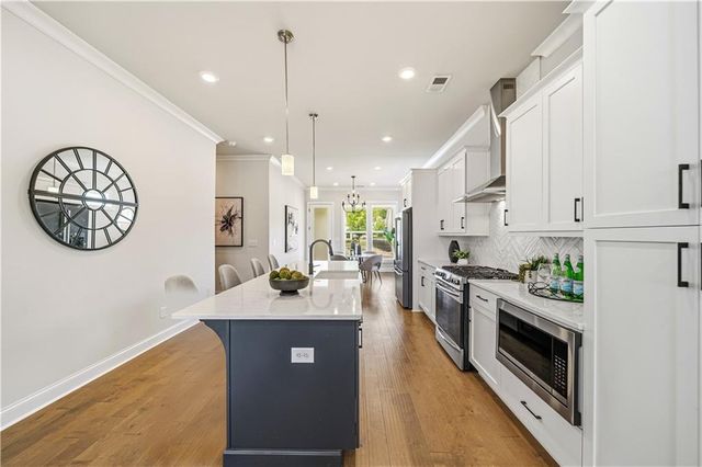 1053 Harvest Park Lane, Suwanee, GA 30024