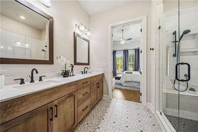 1053 Harvest Park Lane, Suwanee, GA 30024