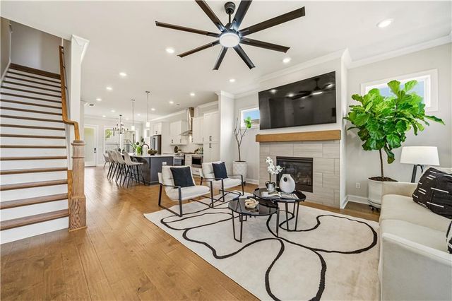1053 Harvest Park Lane, Suwanee, GA 30024