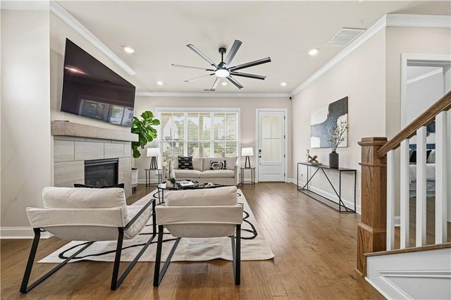 1053 Harvest Park Lane, Suwanee, GA 30024
