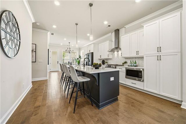 1053 Harvest Park Lane, Suwanee, GA 30024