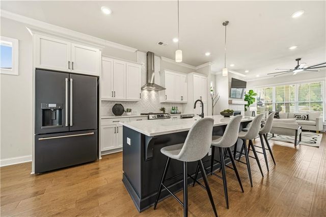 1053 Harvest Park Lane, Suwanee, GA 30024