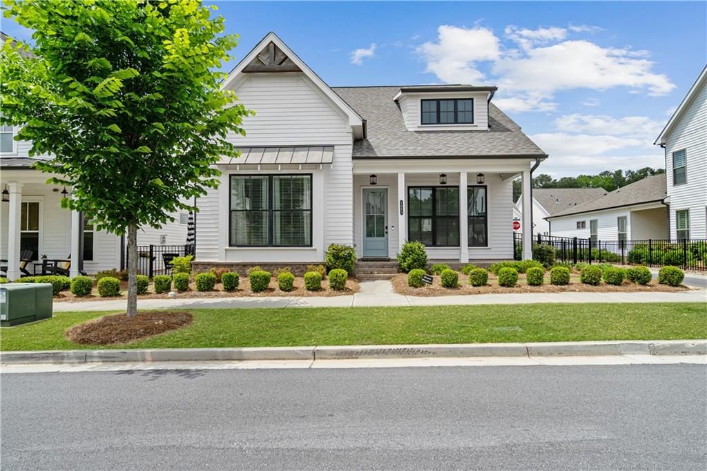 1053 Harvest Park Lane, Suwanee, GA 30024