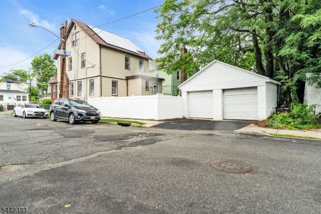 240 W End Ave, Newark City, NJ 07106