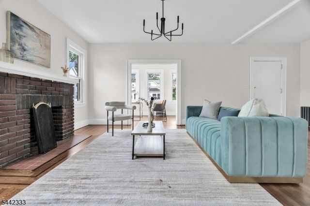 240 W End Ave, Newark City, NJ 07106
