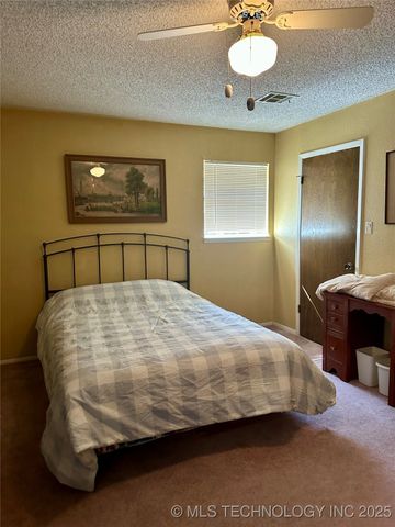 921 Gail Farrell, Durant, OK 74701