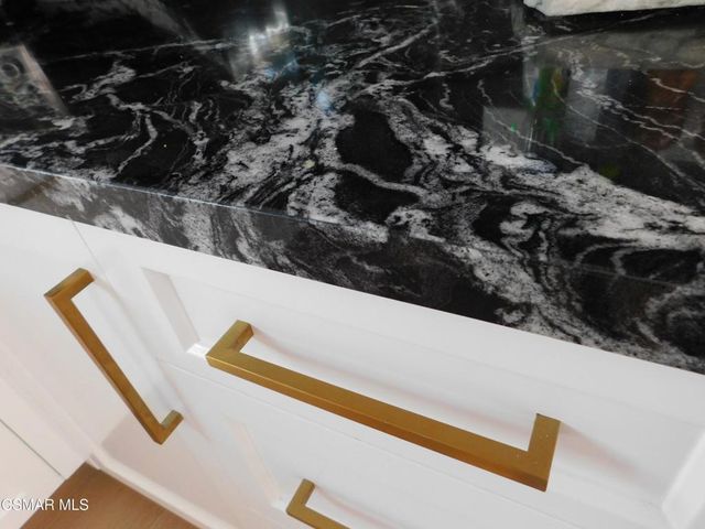 30024 Quail Run Drive, Agoura Hills, CA 91301