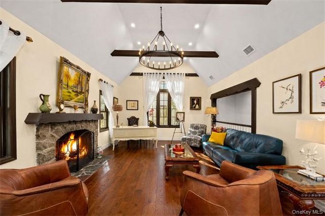 45 Tain Drive, Great Neck, NY 11021