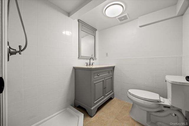 45 Tain Drive, Great Neck, NY 11021