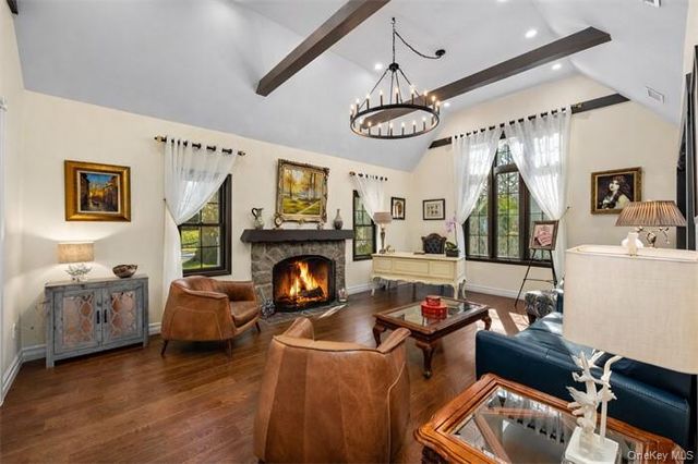 45 Tain Drive, Great Neck, NY 11021