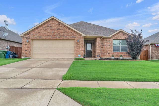 316 Valley Drive, Aubrey, TX 76227