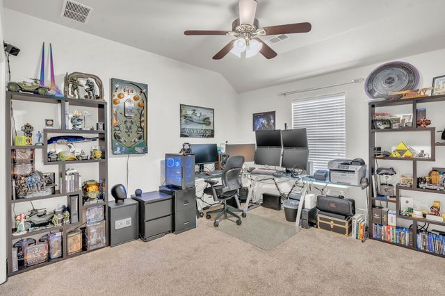316 Valley Drive, Aubrey, TX 76227
