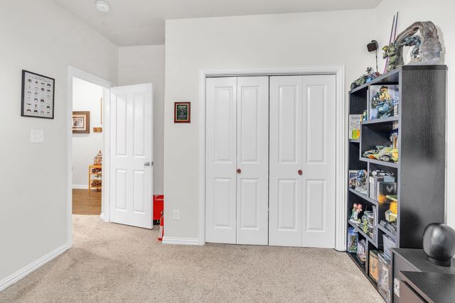 316 Valley Drive, Aubrey, TX 76227