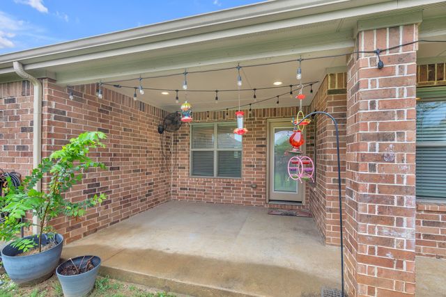 316 Valley Drive, Aubrey, TX 76227