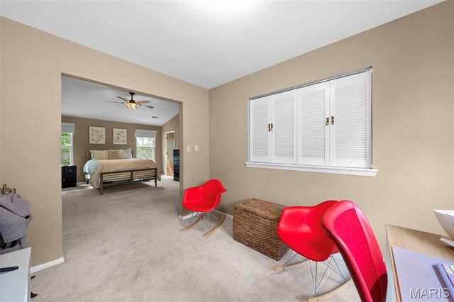 11980 Autumn Lakes Drive, Maryland Heights, MO 63043
