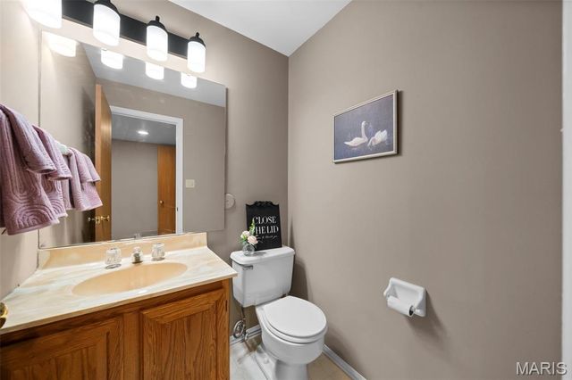 11980 Autumn Lakes Drive, Maryland Heights, MO 63043