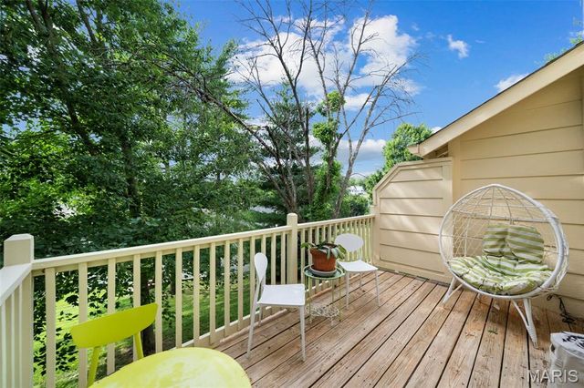 11980 Autumn Lakes Drive, Maryland Heights, MO 63043