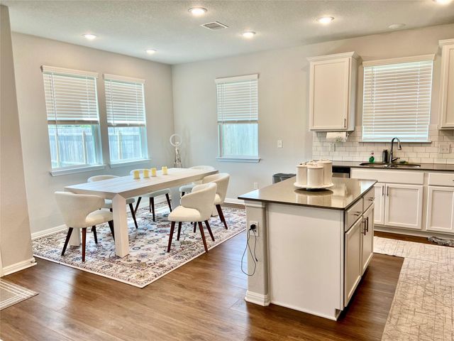 6554 Marsh LN, Buda, TX 78610