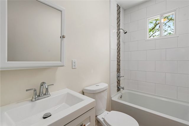 23 Edith Pl, Oakland, PA 15213