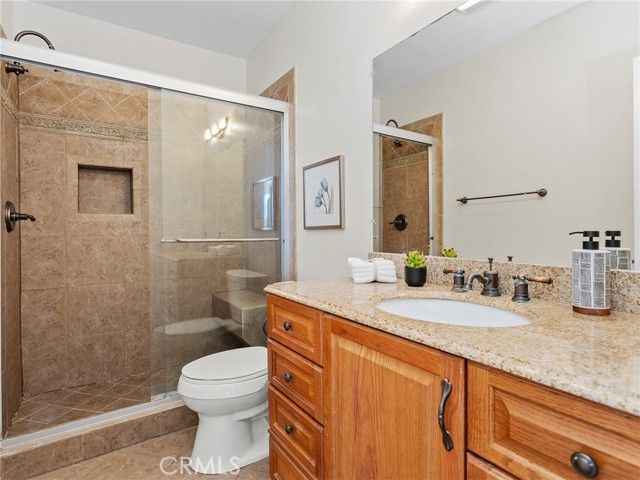 9531 Via Ricardo, Sun Valley (los Angeles), CA 91504