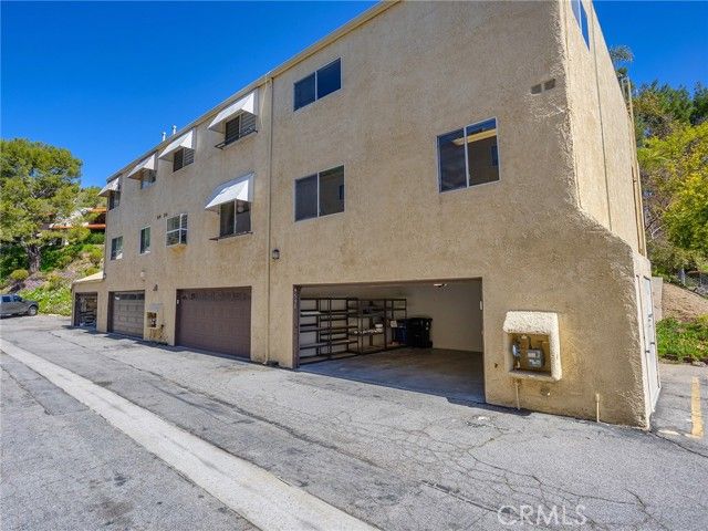 9531 Via Ricardo, Sun Valley (los Angeles), CA 91504