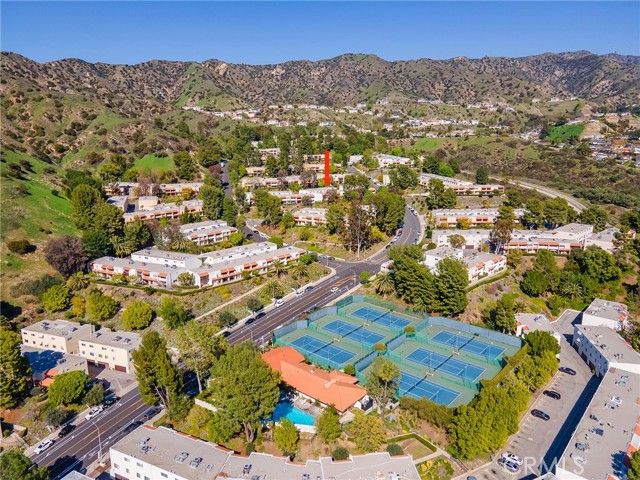 9531 Via Ricardo, Sun Valley (los Angeles), CA 91504