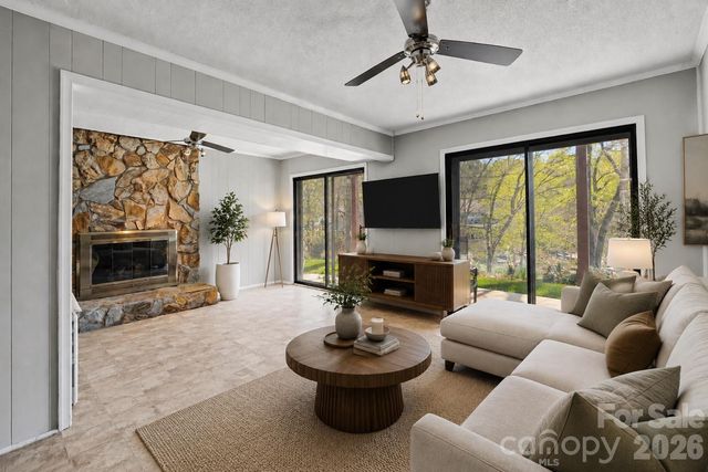 9067 Tulagi Court, Fort Mill, SC 29708