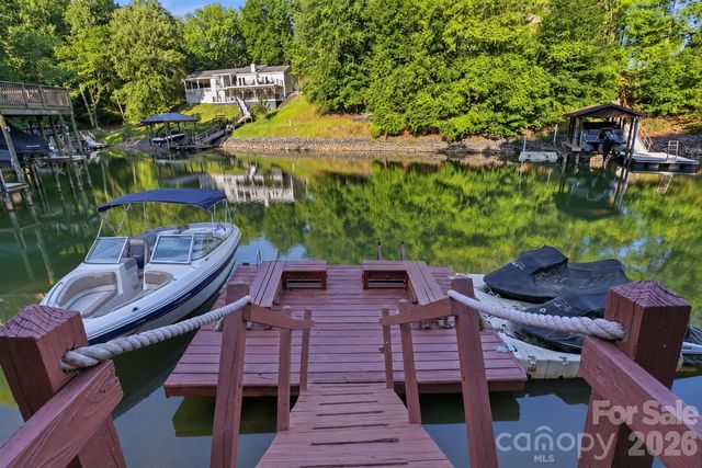 9067 Tulagi Court, Fort Mill, SC 29708