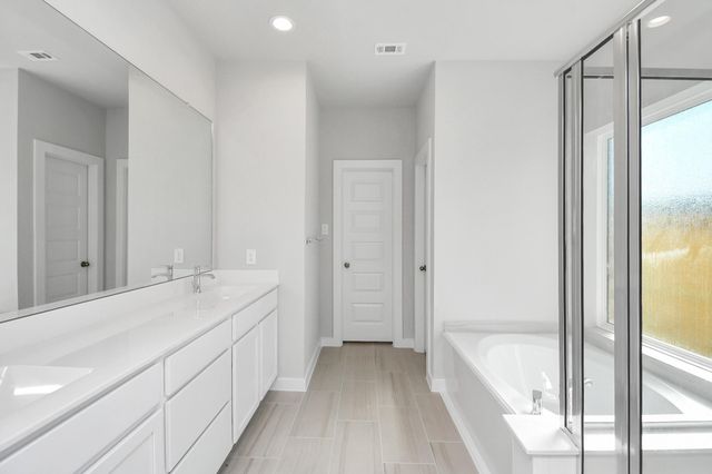 5634 Sandhill Oak Trail, Houston, TX 77066