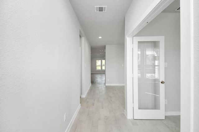 5634 Sandhill Oak Trail, Houston, TX 77066