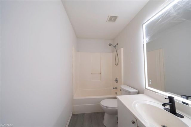 4306 11th ST SW, Lehigh Acres, FL 33976