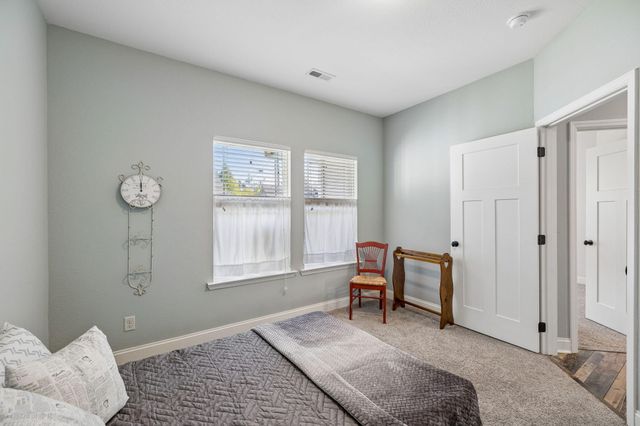 307 Franklin Circle, Fort Oglethorpe, GA 30742
