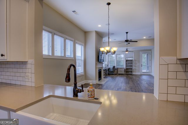 208 Silver Maple Court, Peachtree City, GA 30269