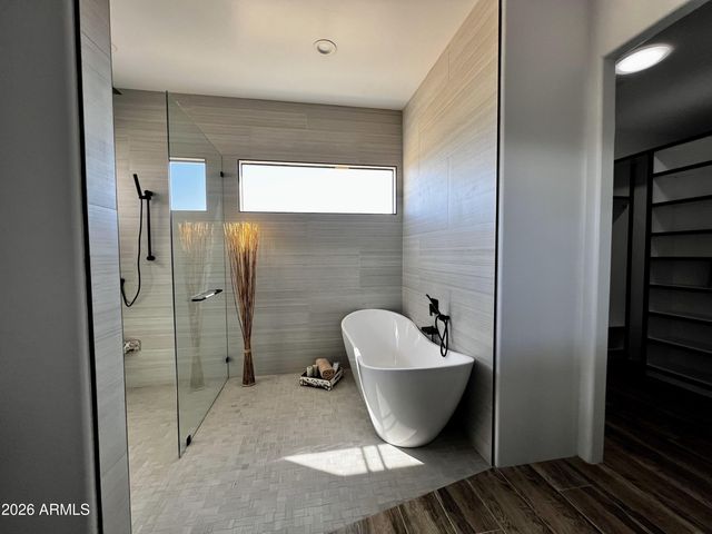 37433 N 15TH Avenue, Phoenix, AZ 85086