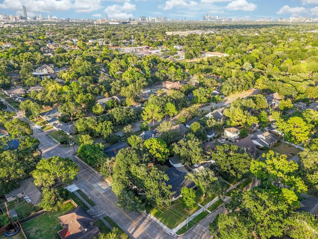 5330 Jackwood Street, Houston, TX 77096