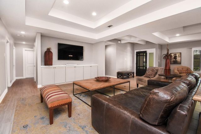 5330 Jackwood Street, Houston, TX 77096