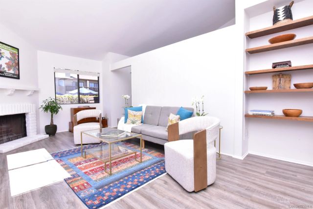 8356 Via Sonoma D, La Jolla, CA 92037