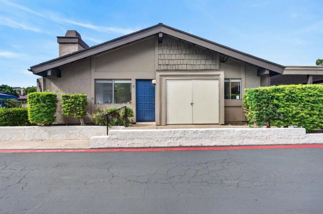 8356 Via Sonoma D, La Jolla, CA 92037